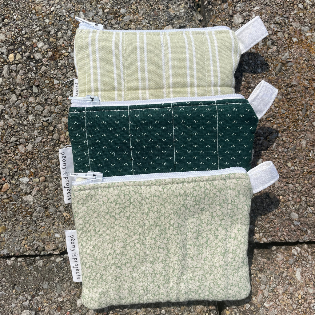 Green Floral Keychain Wallet
