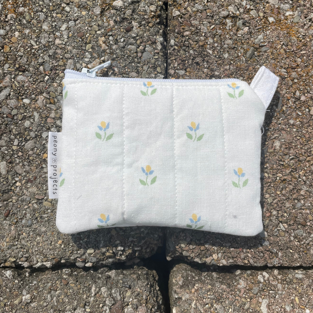 Tiny Tulip Keychain Wallet